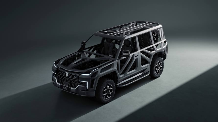 成都38仰望U8硬派越野的科技魅力，国能汽车对传统燃油车市场的冲击